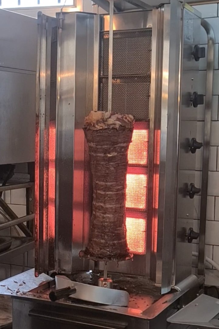 asador vertical hostelados -kebab - shawarma- taco pastor